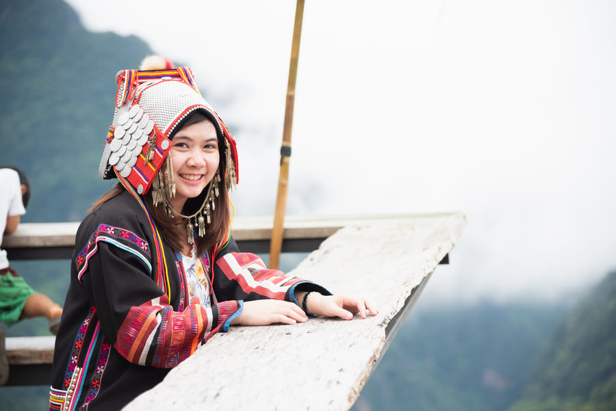 Mujer en las montañas de Yunnan